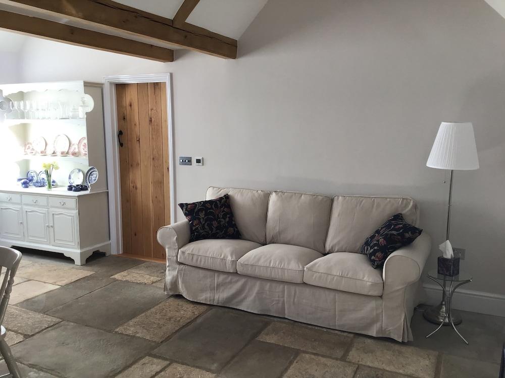 Courtyard Cottage - Adults Only