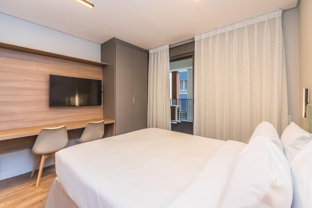 Charlie Domy Paraiso