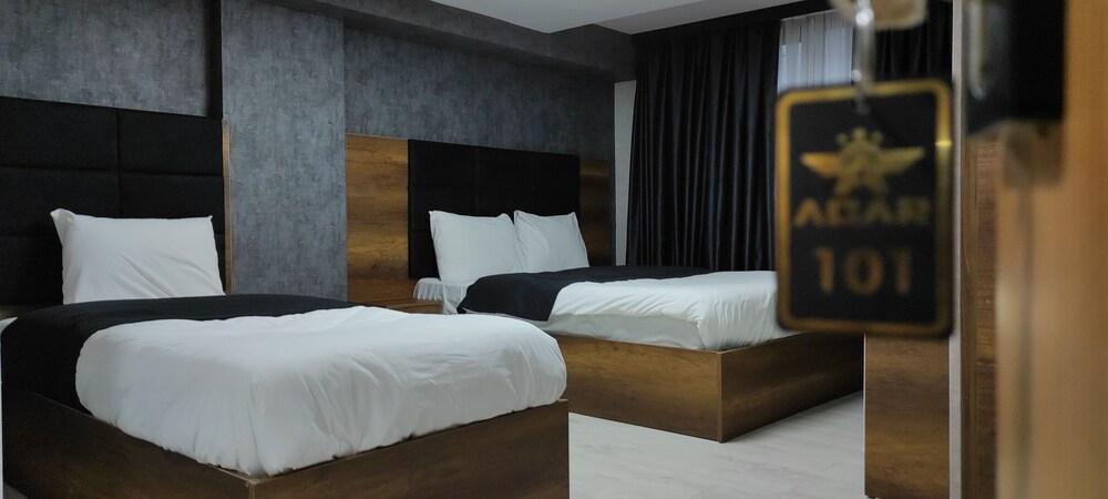 ACAR AIRPORT PLUS HOTEL