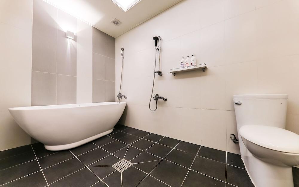 Yeonsan Golden Time Motel