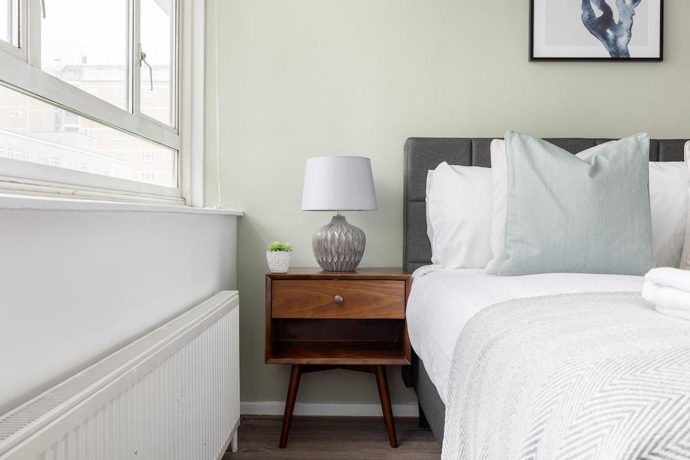 The Victoria Apartments