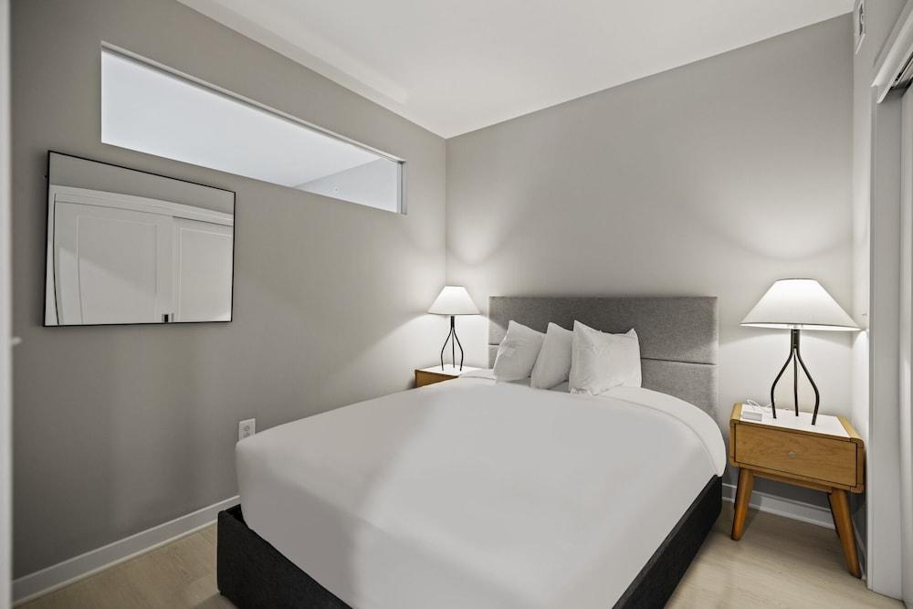 WhyHotel by Placemakr Alexandria