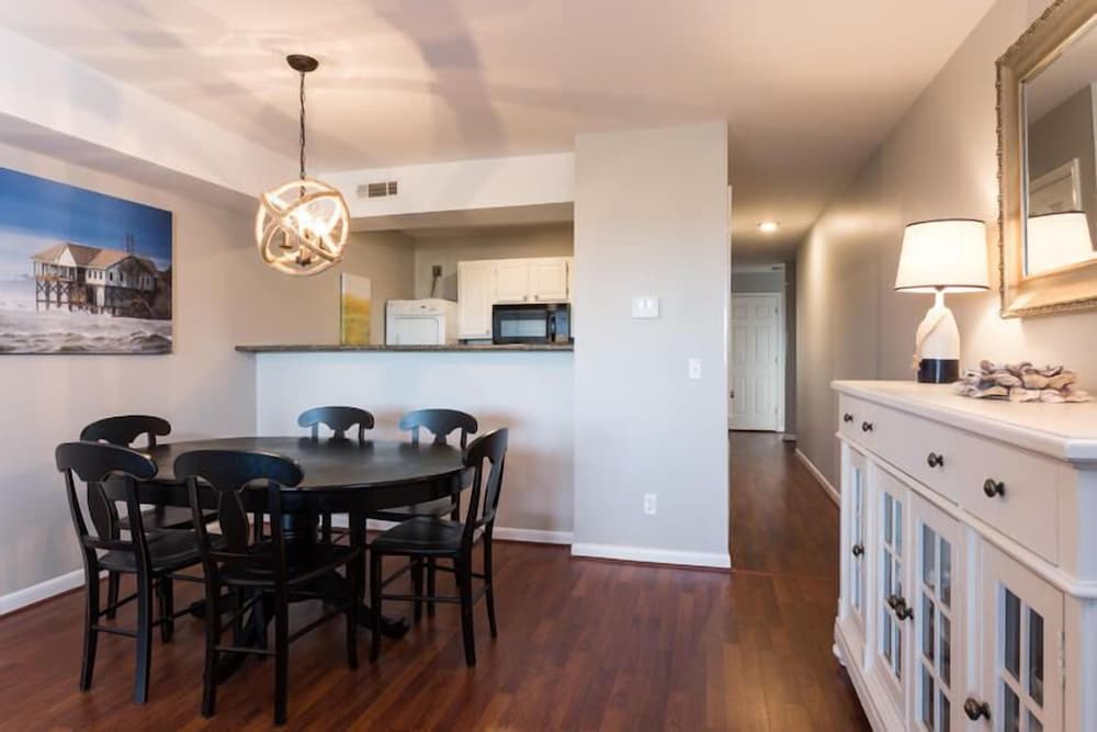 Newly Updated Home w/ Fishing Dock & Marsh Views - Steps From Beach Club