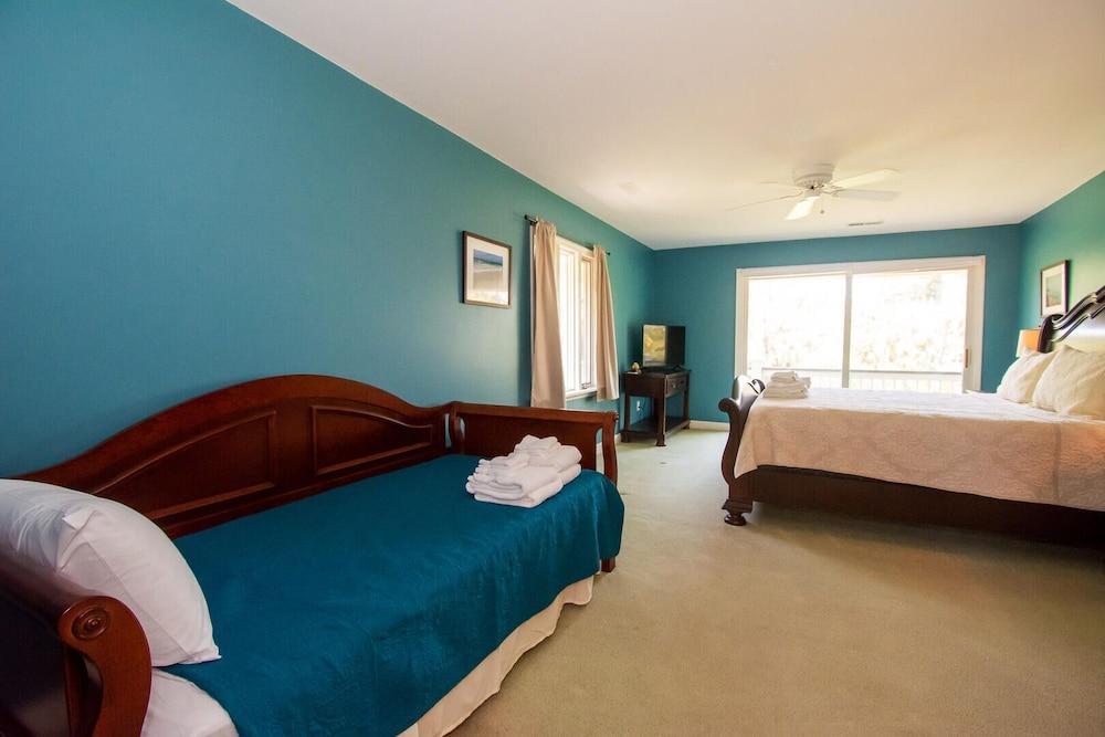 New Rental Property - Golf and Ocean Views - Sleeps 17