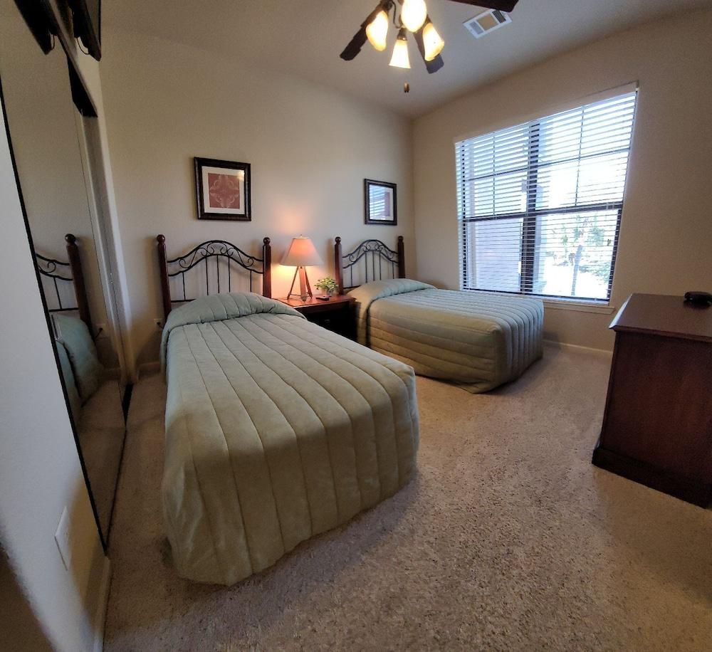 Bella Piazza 122cp - Three Bedroom Home