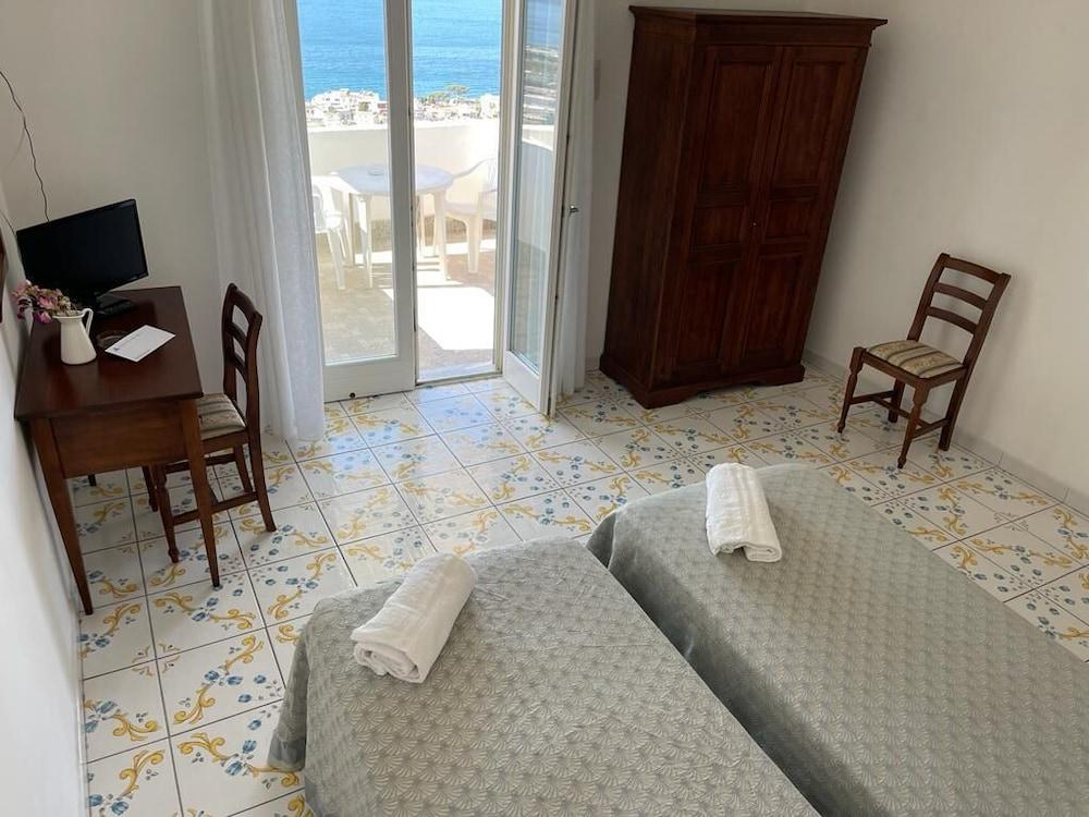 Hotel Residence Parco Mare Monte