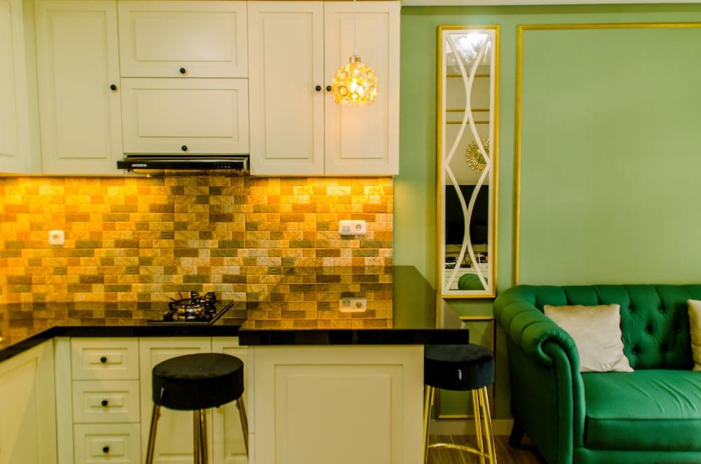 Comfort 2Br At Transpark Bintaro Apartment