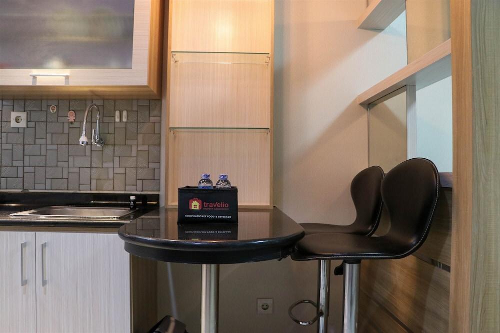 Cozy Studio At Mangga Dua Apartment