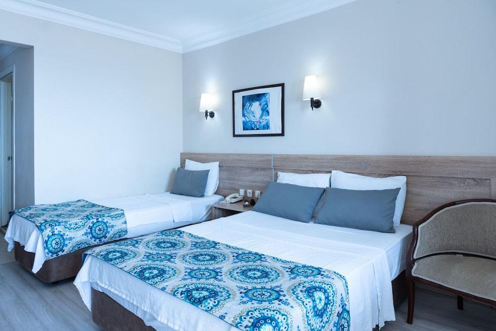 FİLA OTEL AYVALIK