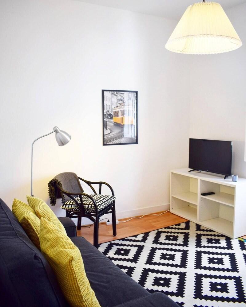 Parlamaint Riverview