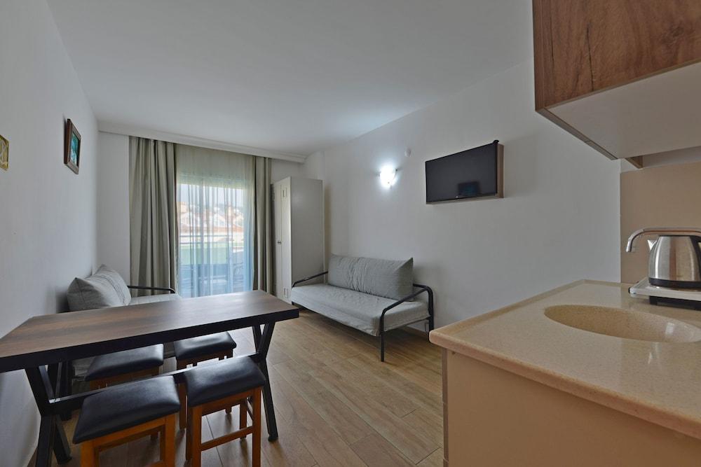 Golden Orange Apart Otel