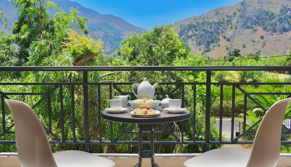 Artemida Pansion Georgioupolis