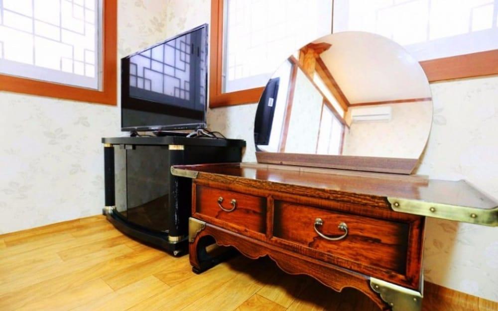 Suncheon House Pension Pear Breakfast