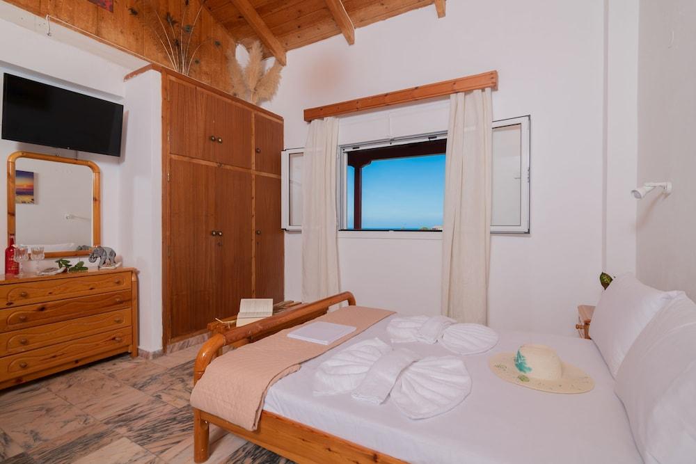 Agnadi Sea View Apartments