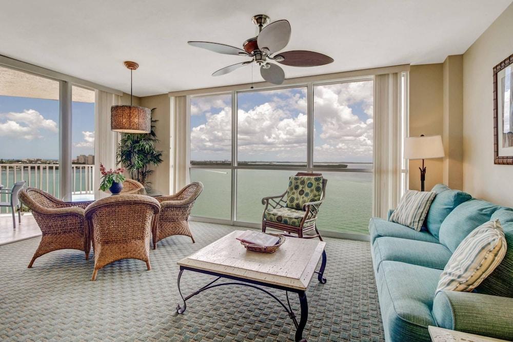 Lovers Key Resort 905