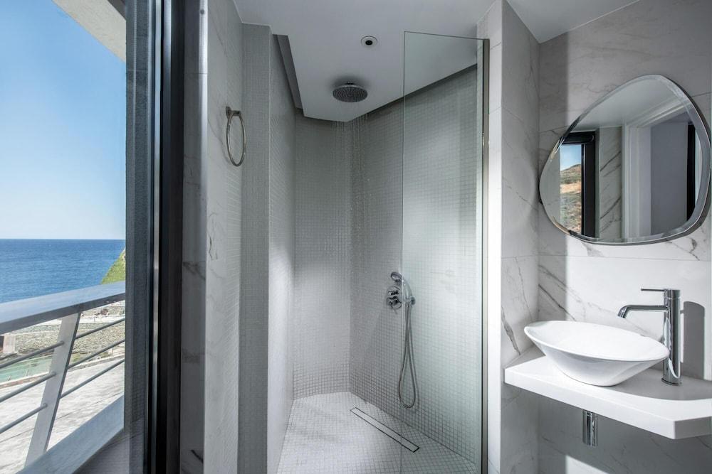 Made By The Sea Villa 1