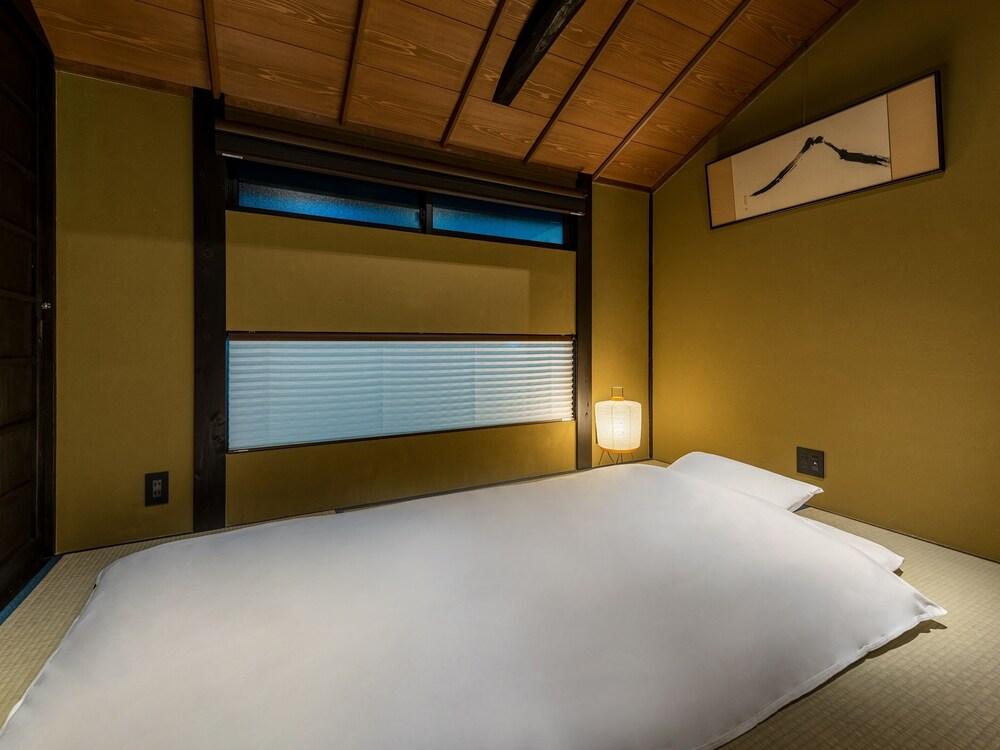 Yorozuha Machiya House