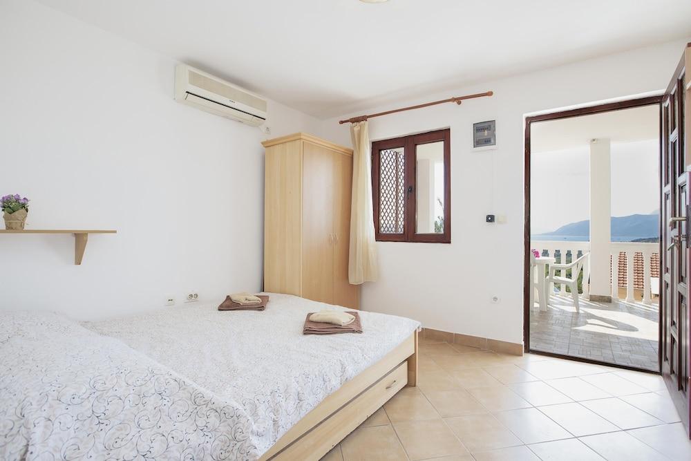 Crystal Sky Apartments