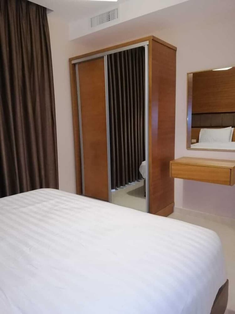 Big Ben Hotel Suites