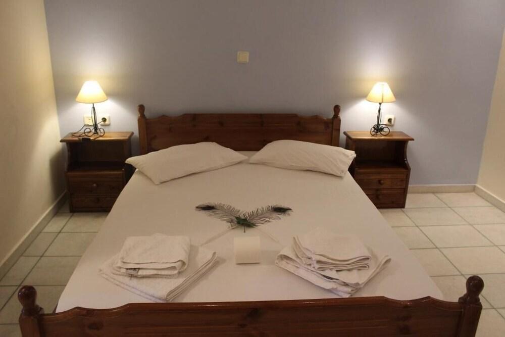 Sea View Studios Apartments