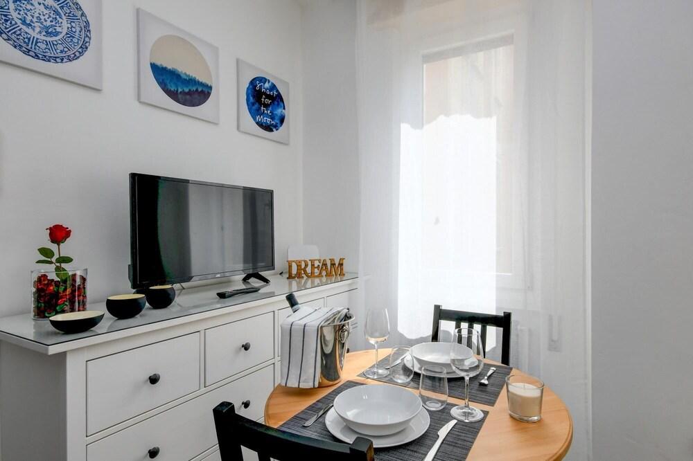 Taurus Suite Apartment - Italian Homing