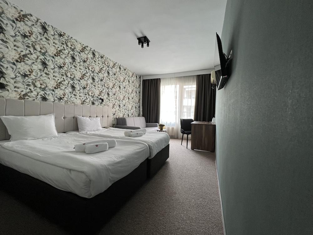 Hotel Bistra & Galina