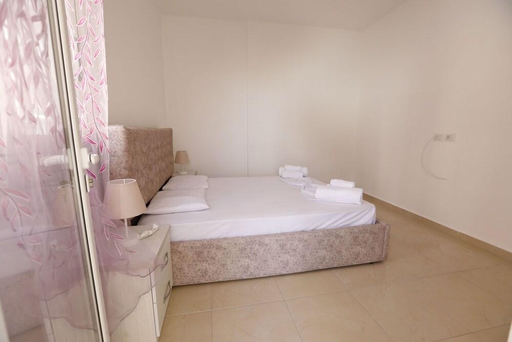 Sion Sarande Apartment 29