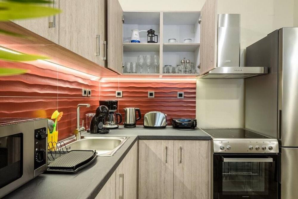 Giannas Apartment Superb Spot