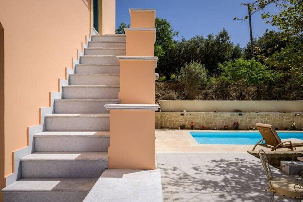 Seaview Villa Sofia Top Destination