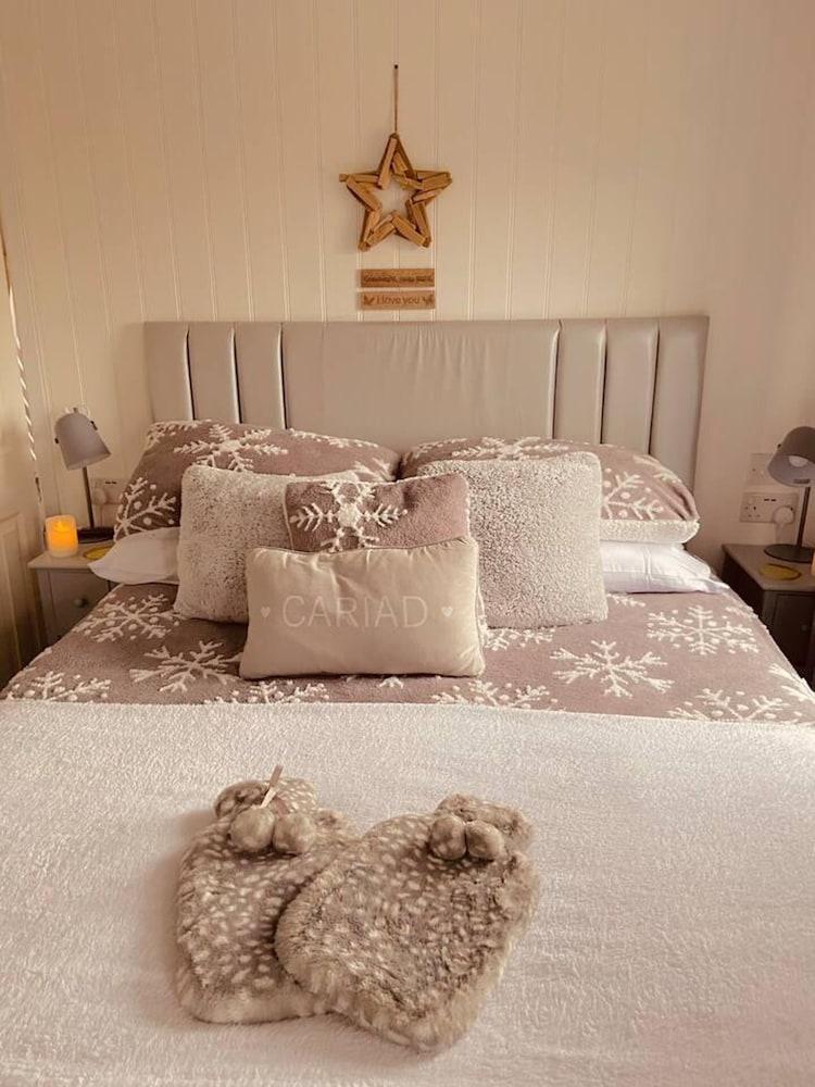 A Beautiful, Unique Lodge, Made for two