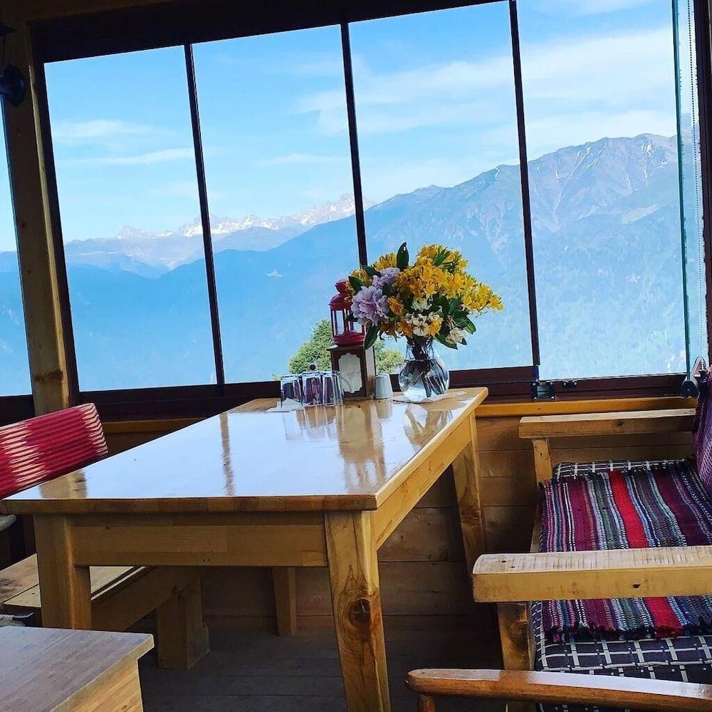 Badara Kafe & Pansiyon