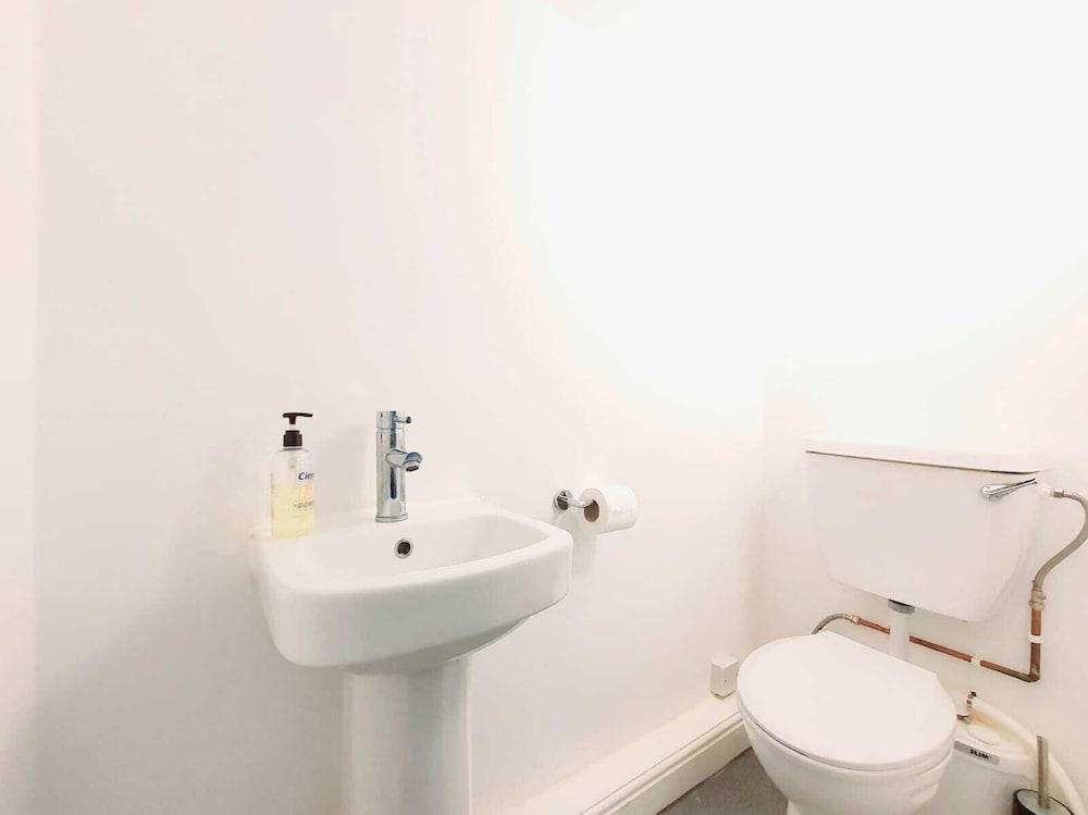 Dysa Bloomfield House