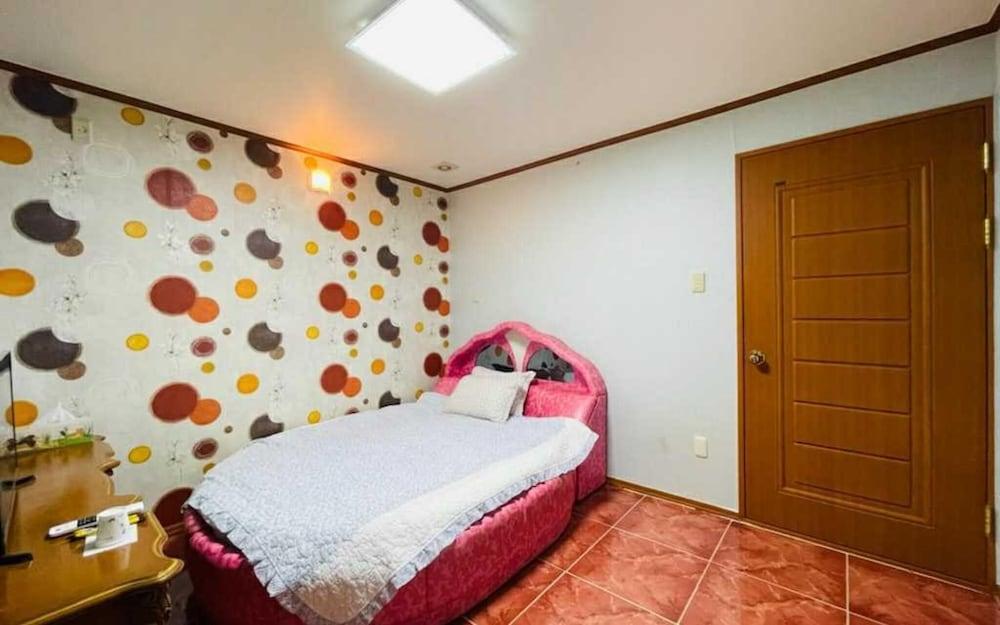 Miryang Badri Pension