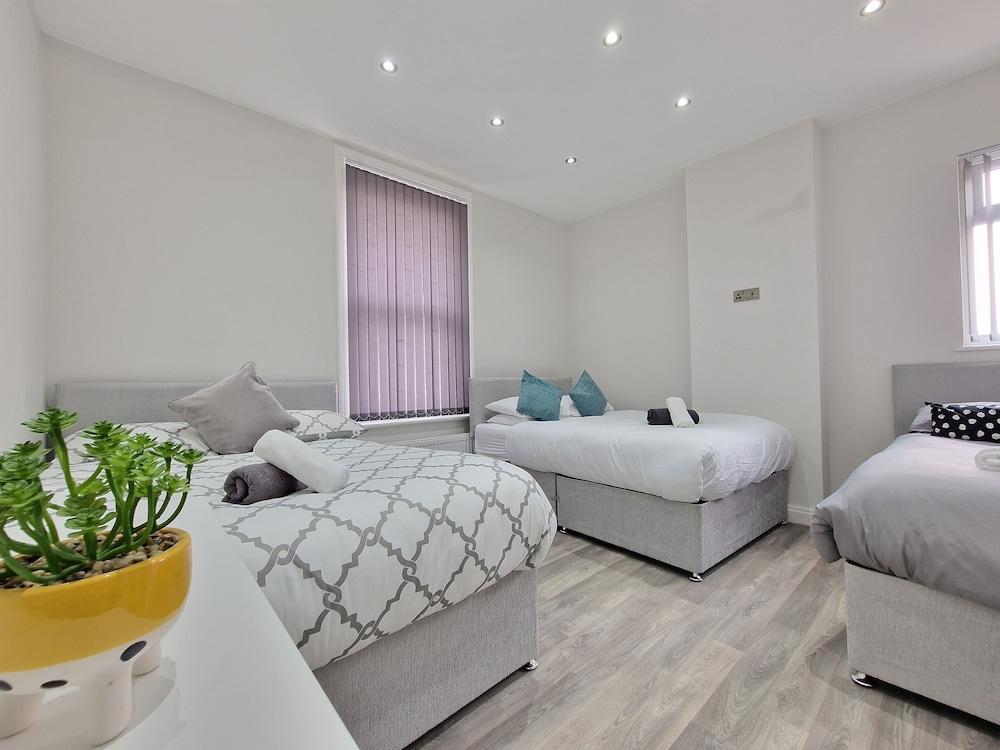 Dysa Waterloo Apartments