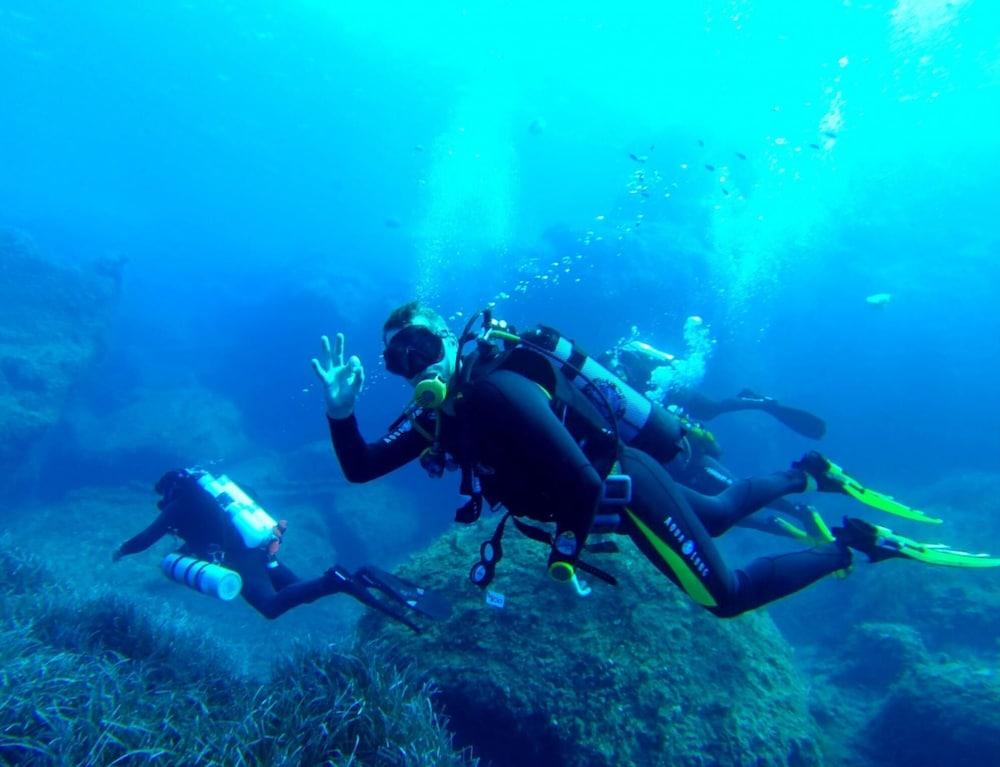 Prime Location Apartment With Side Seaviews