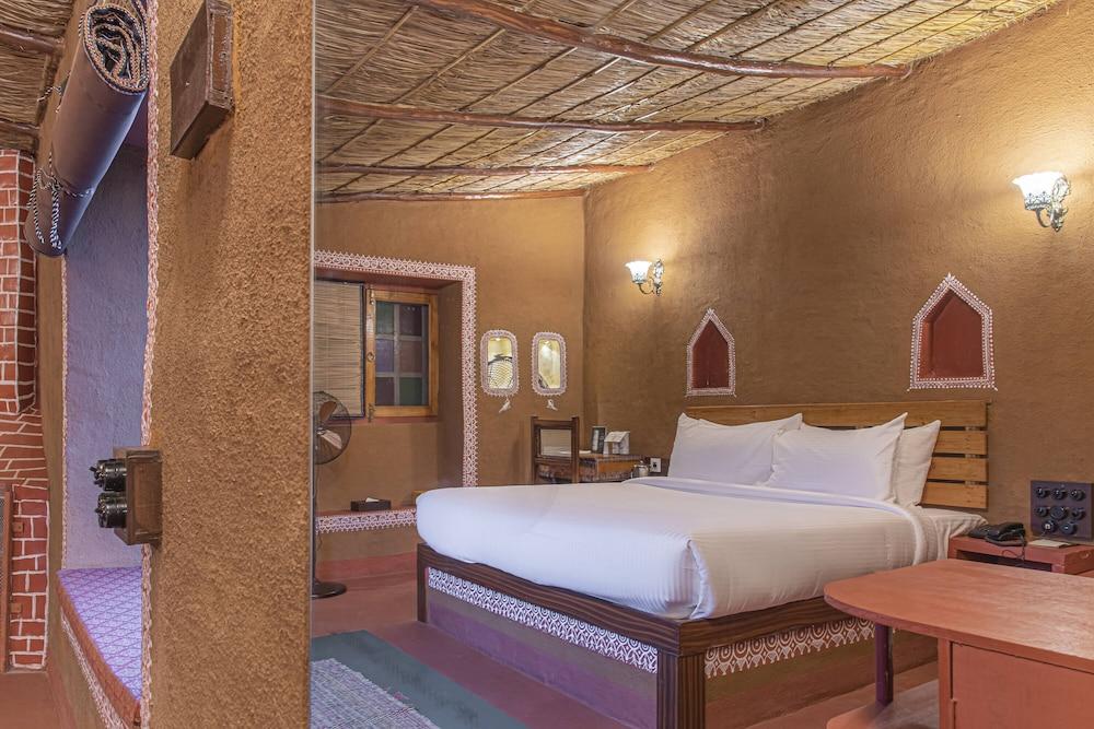 A Kasauli Ggaon by Echor