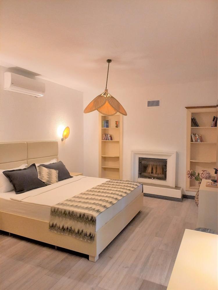 Dolce Vita Luxury Bungalows