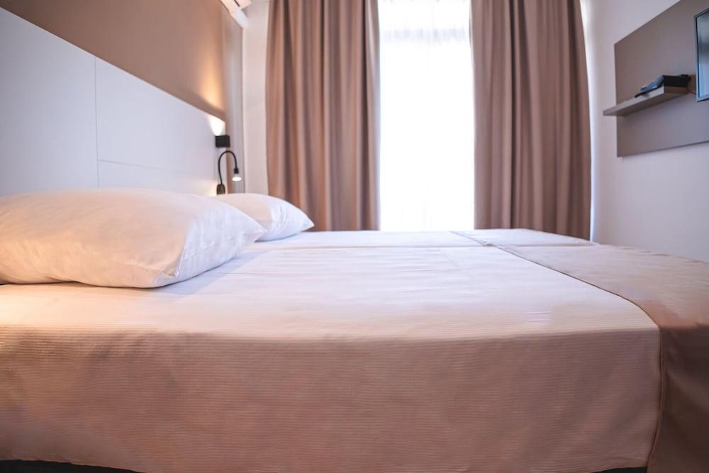 Planet Hotels Blue Adults Only +16