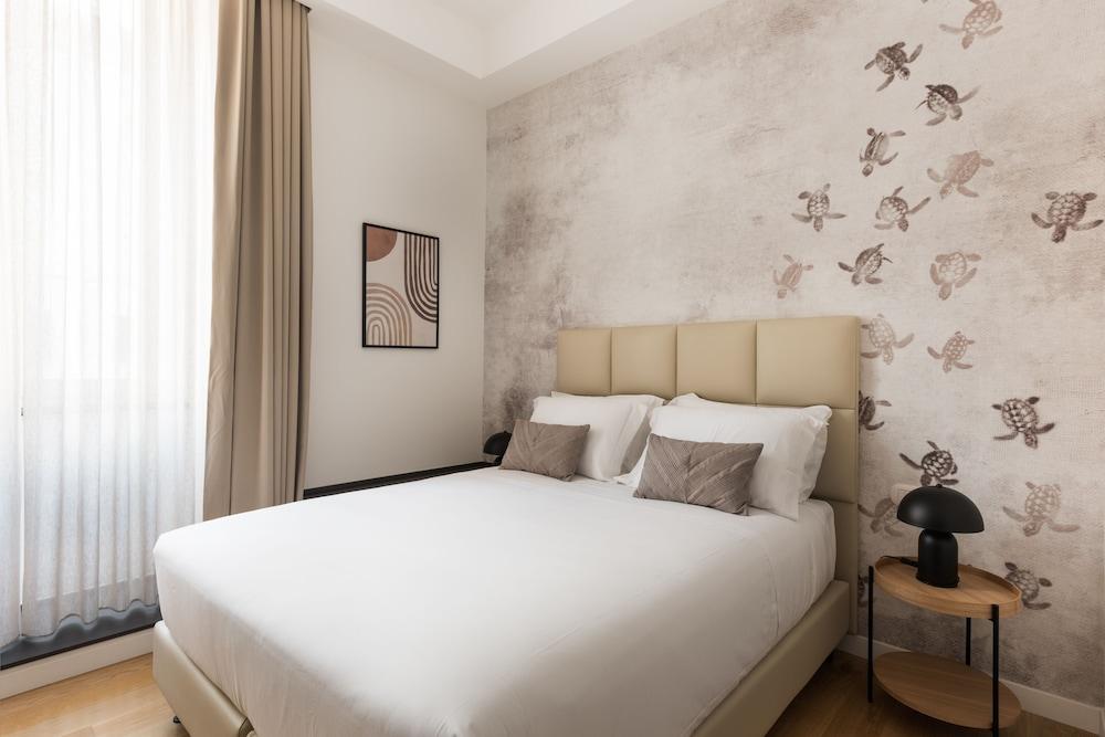 At 41 Luxury Suites & Rooms