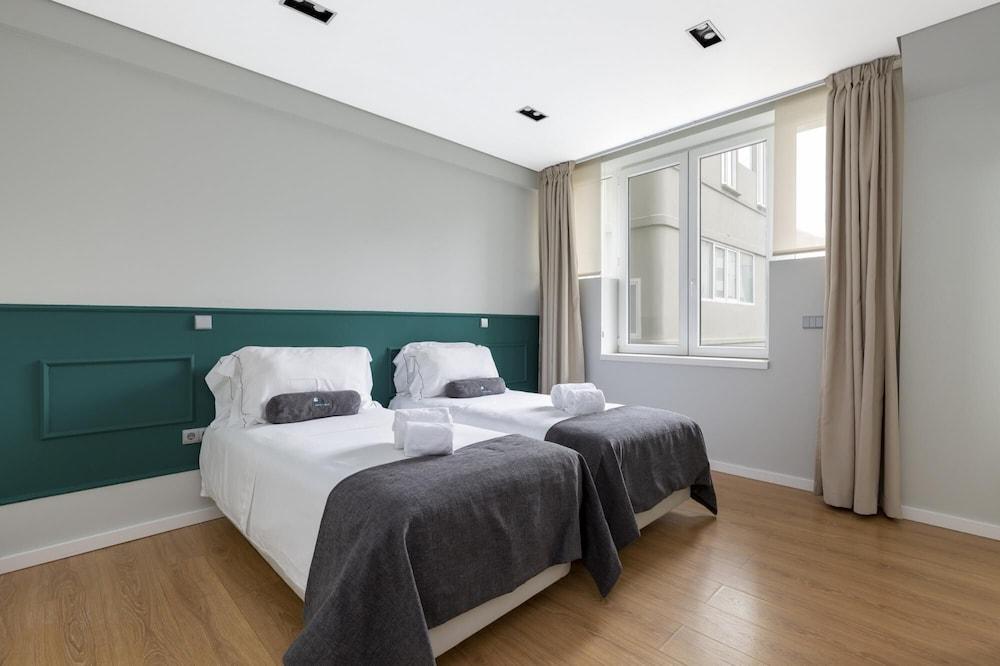 Feel Porto Downtown Essence