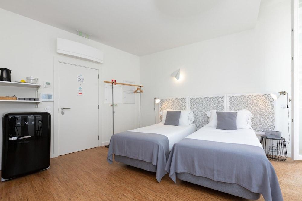 Cotton Cozy Nightlife Studio 201