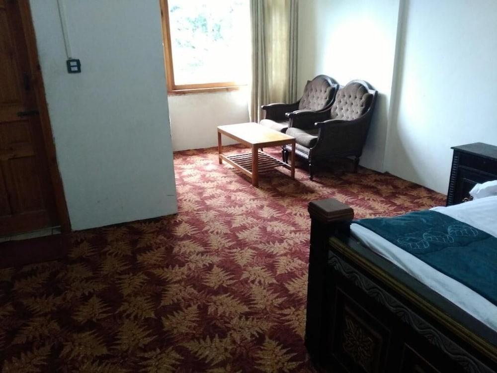 Tourist Inn Hotel Shogran