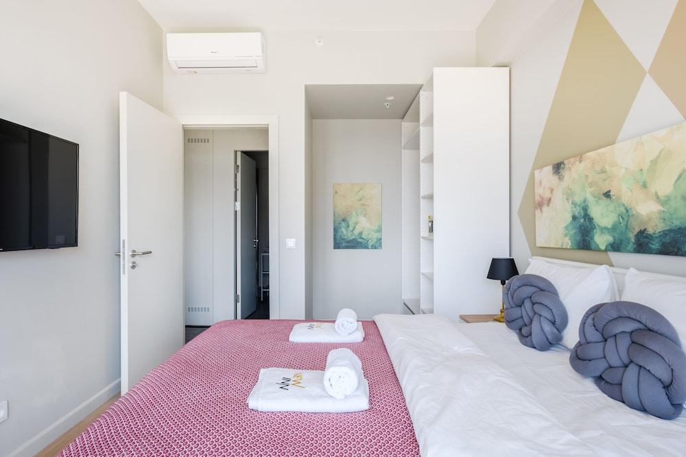 Roya Nova Residence by NewInn