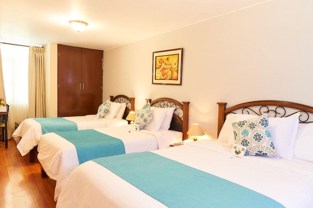 Los Tambos - Colonial