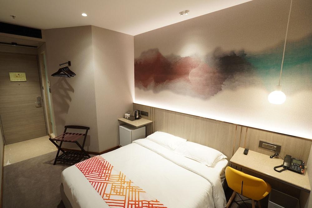 Ginger Mumbai Goregaon