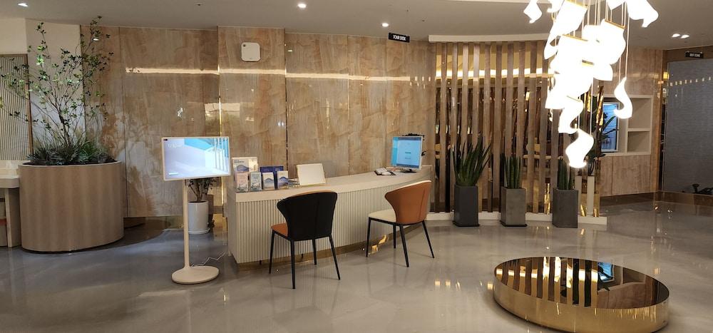 SeoMyeon Denvasta Central Hotel