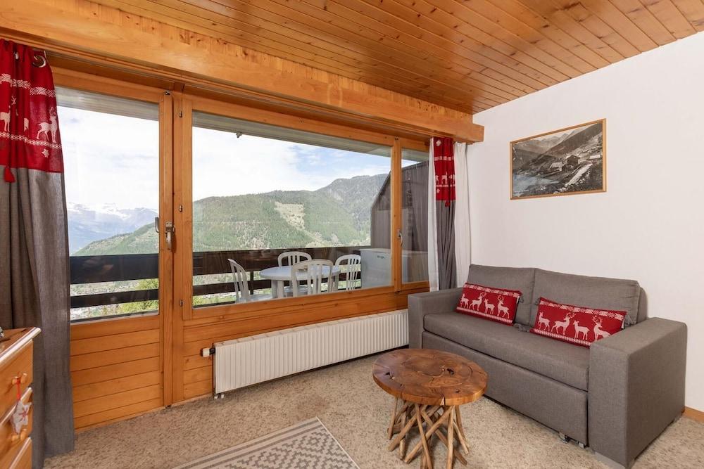 Apartment Alpine Hideaway