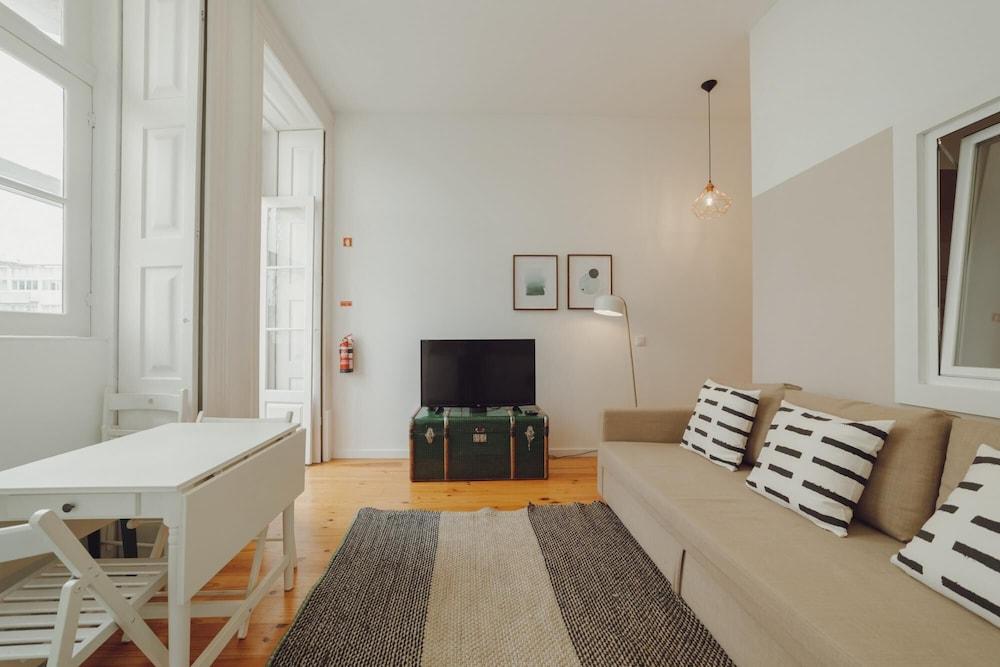 Porto Modern C in Oporto