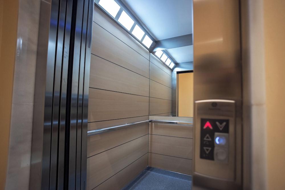 Apartamentos Reyes Católicos