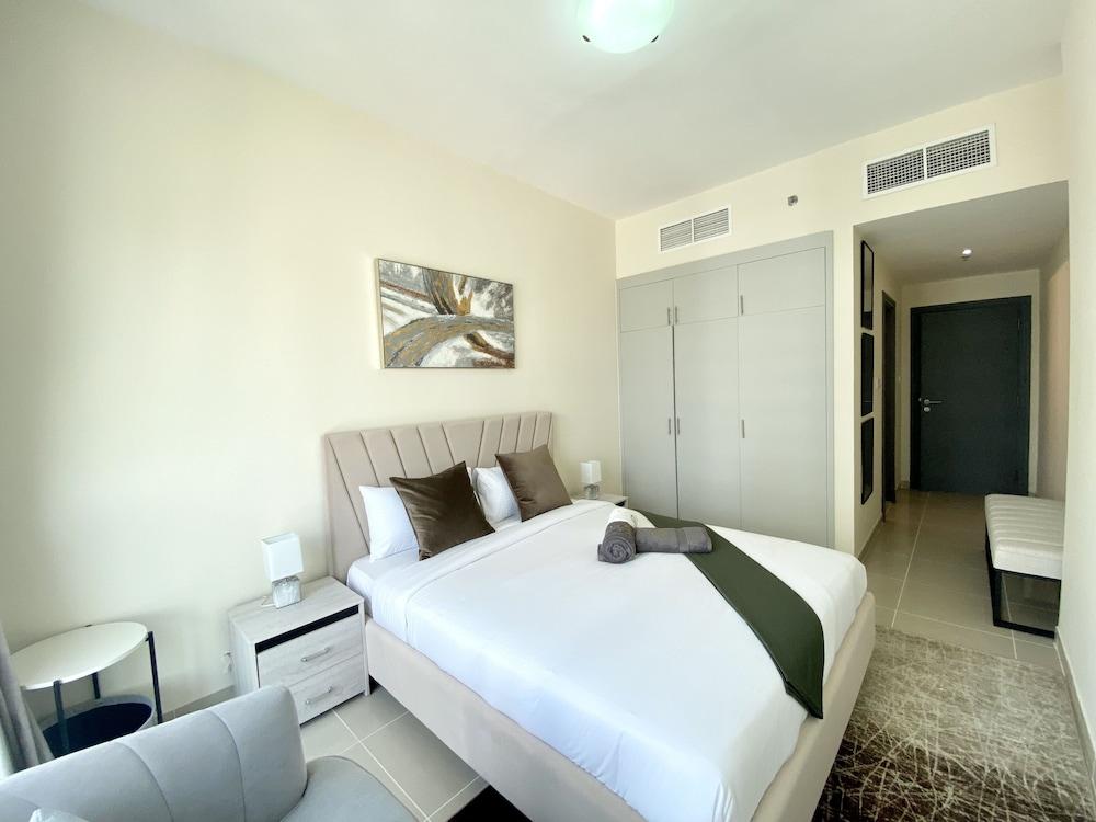 Marco Polo - Charming & Vibrant Apartment in JLT